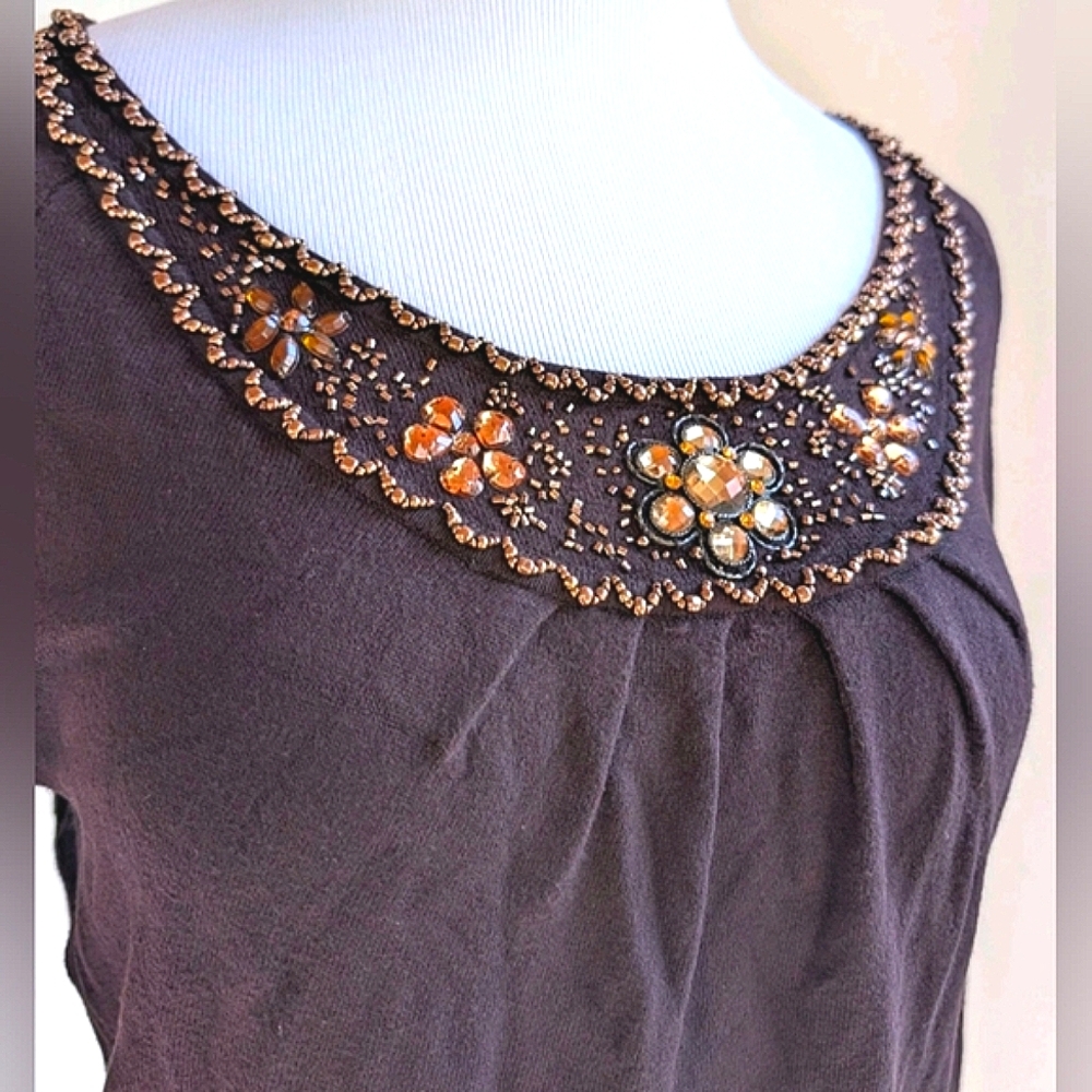 Vermani Jewel Beaded Top Sz Stretch Flower Power Embellished Neckline Cuffs Boho
